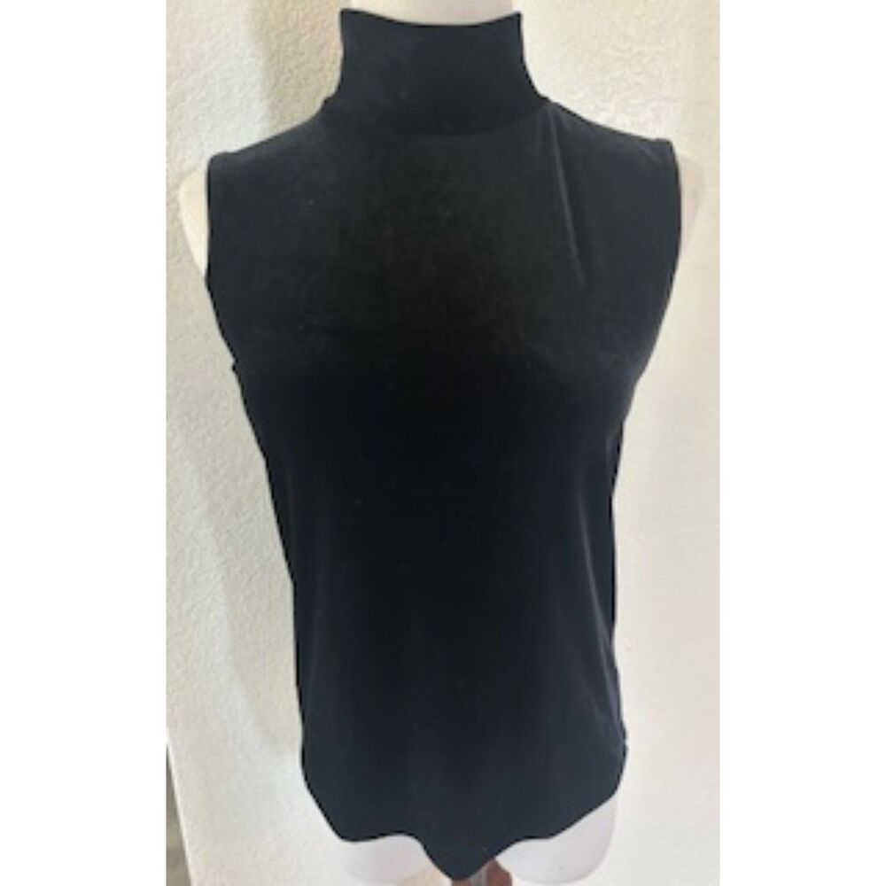 Susan Lawrence Sleeveless Turtleneck Top